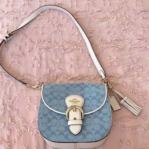 COACH - KLEO SHOULDER BAG 23 IN SIGNATURE CHAMBRAY ***PERFECT CONDITION***
